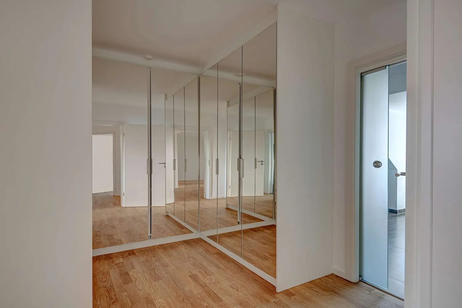5 Zimmer Wohnung mit 175 m² in München – Bild 8