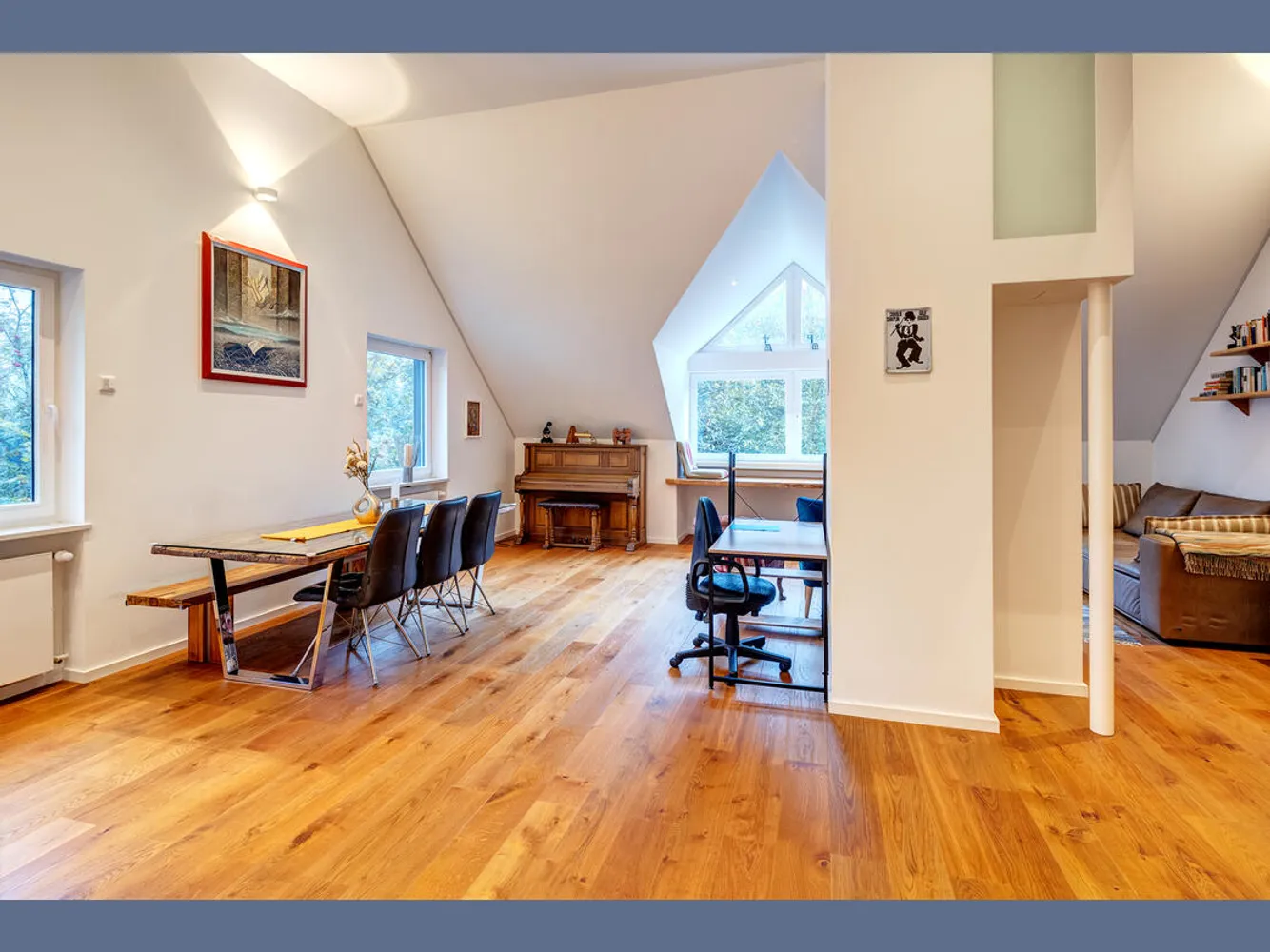 4 Zimmer Wohnung mit 137 m² in München – Bild 1