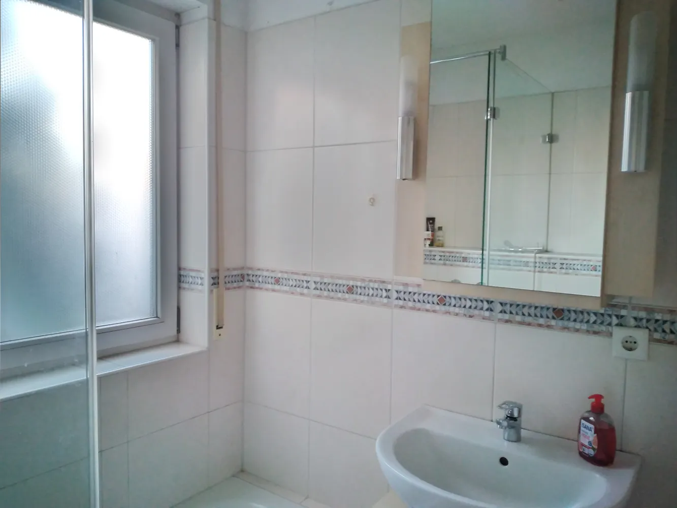 3 Zimmer Wohnung mit 75 m² in Frankfurt am Main – Bild 4