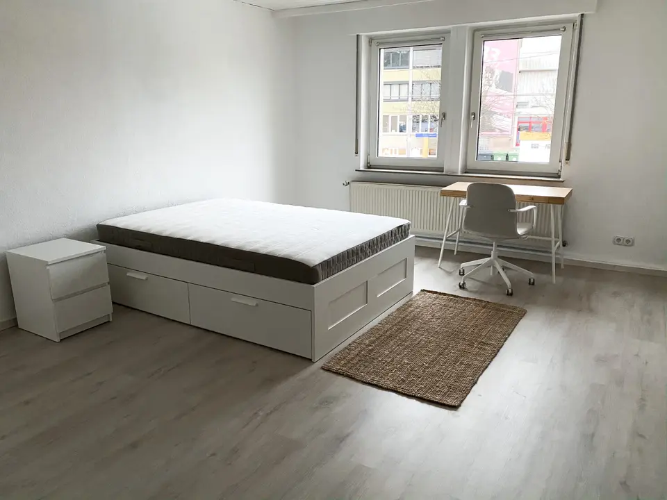 Shared room with 80 m² in Stuttgart – Photo 1