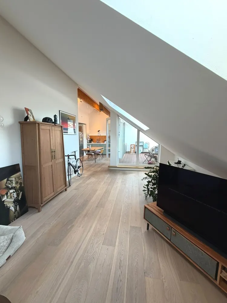 2 room apartment with 80 m² in Cologne – Photo 2