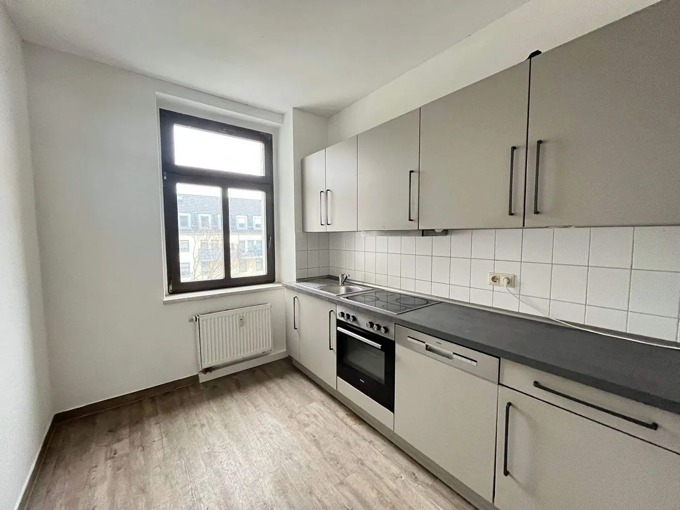 5 Zimmer Wohnung mit 110 m² in Chemnitz – Bild 2