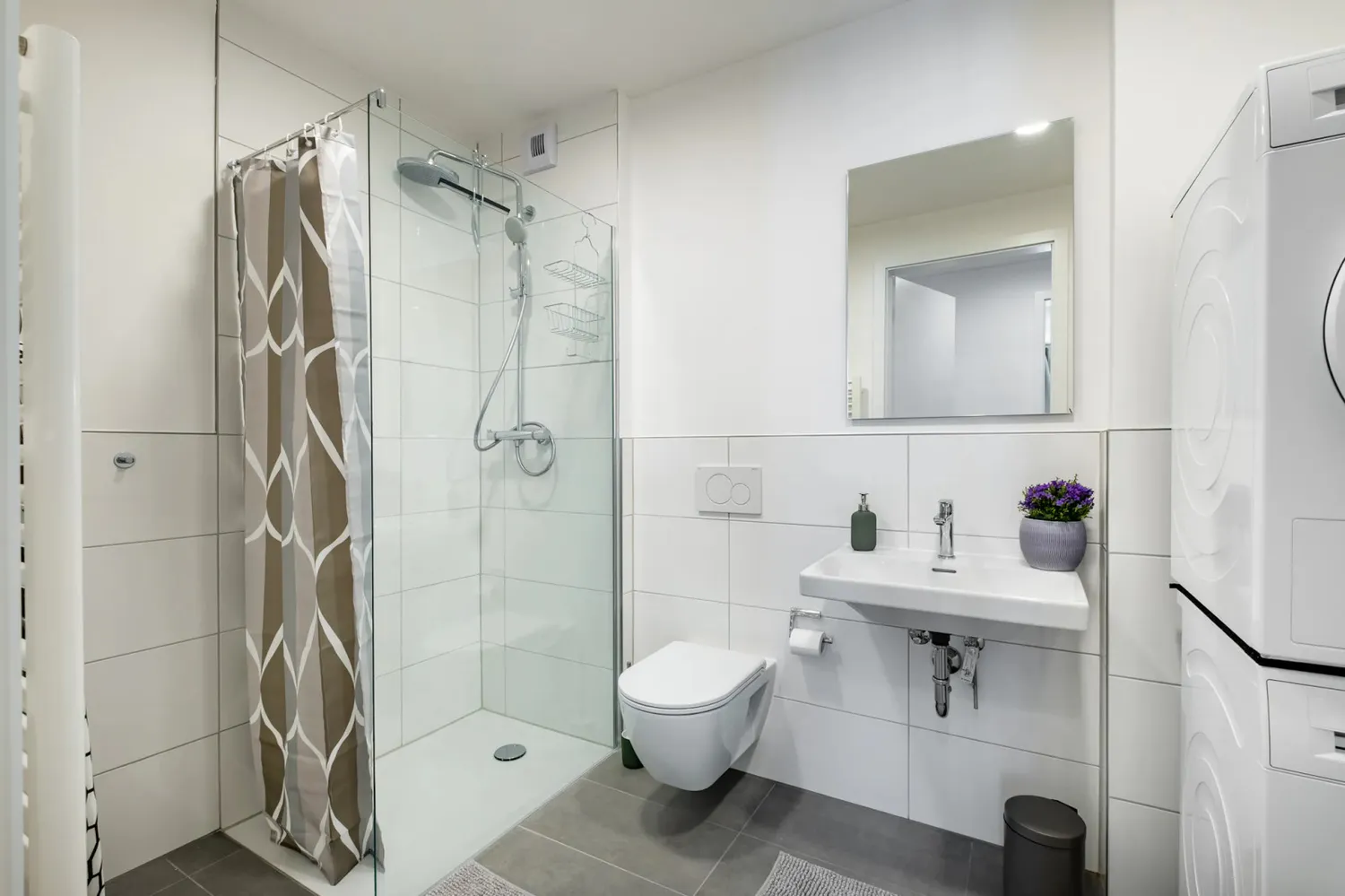 Shared room with 12 m² in Munich – Photo 2