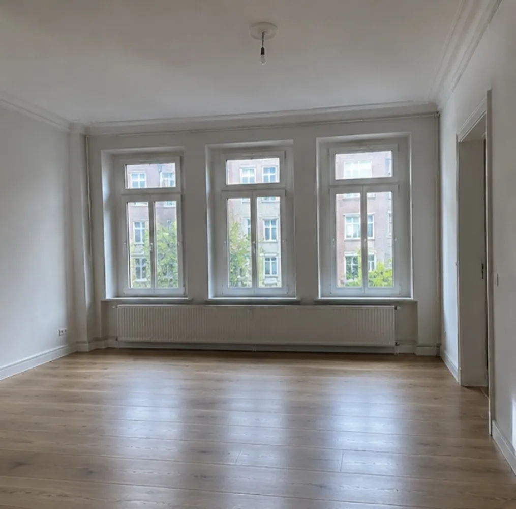 3 Zimmer Wohnung mit 80 m² in Hamburg – Bild 2