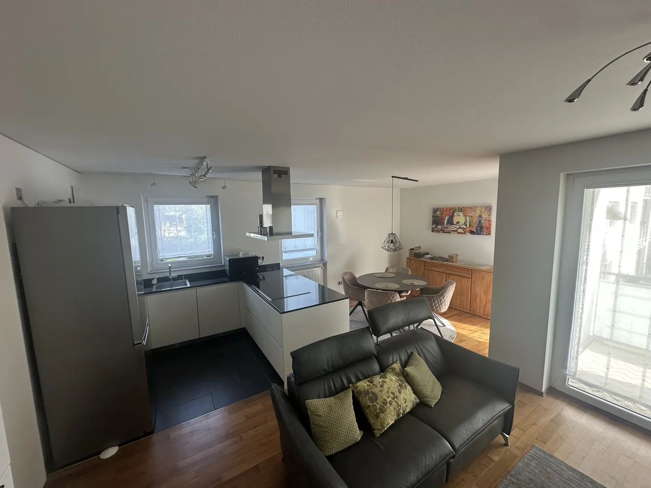 2 Zimmer Wohnung mit 64 m² in München – Bild 1