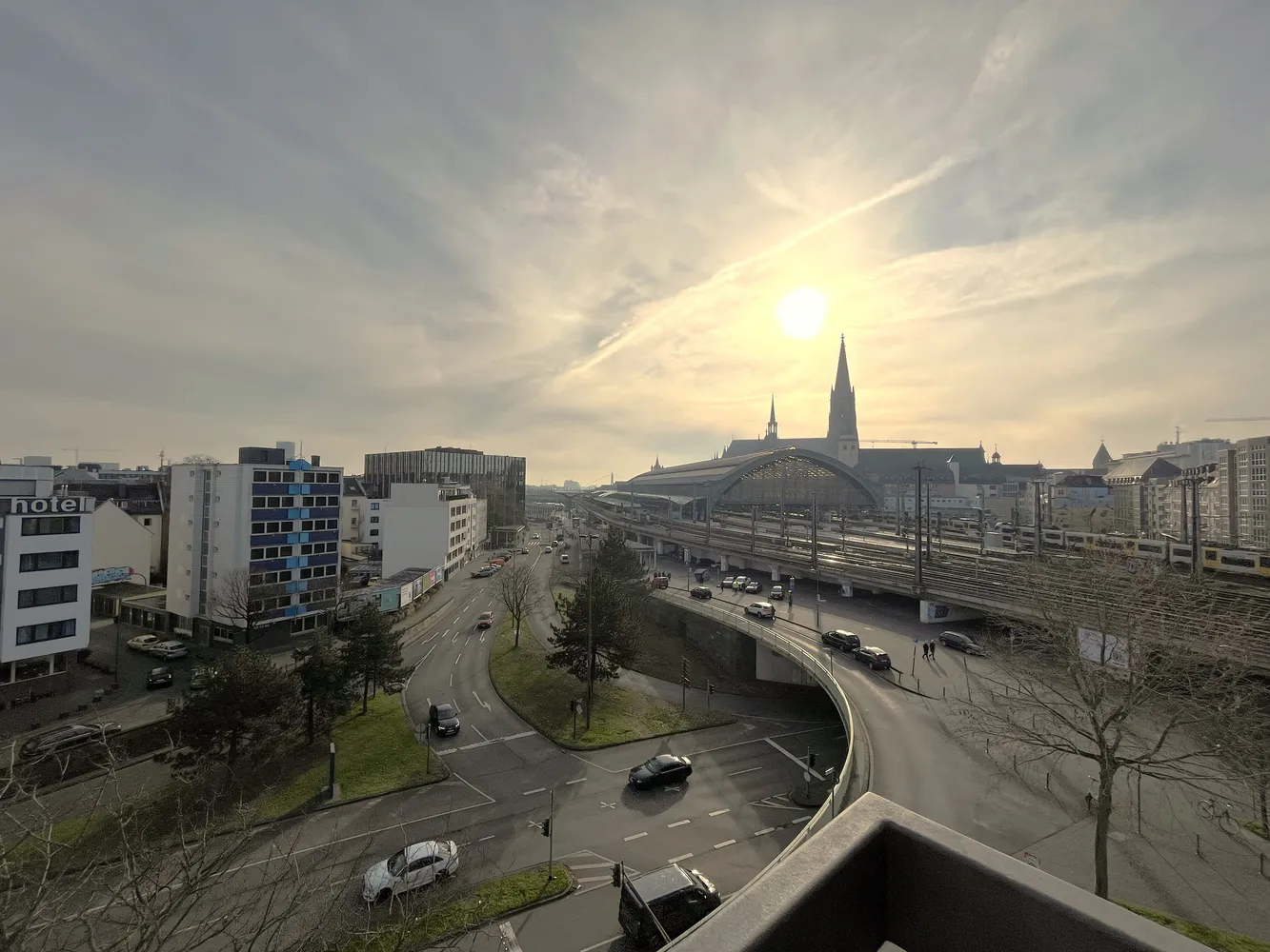 4 Zimmer Wohnung mit 90 m² in Köln – Bild 2