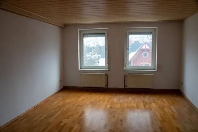 2 Zimmer Wohnung mit 74 m² in Hof – Bild 1