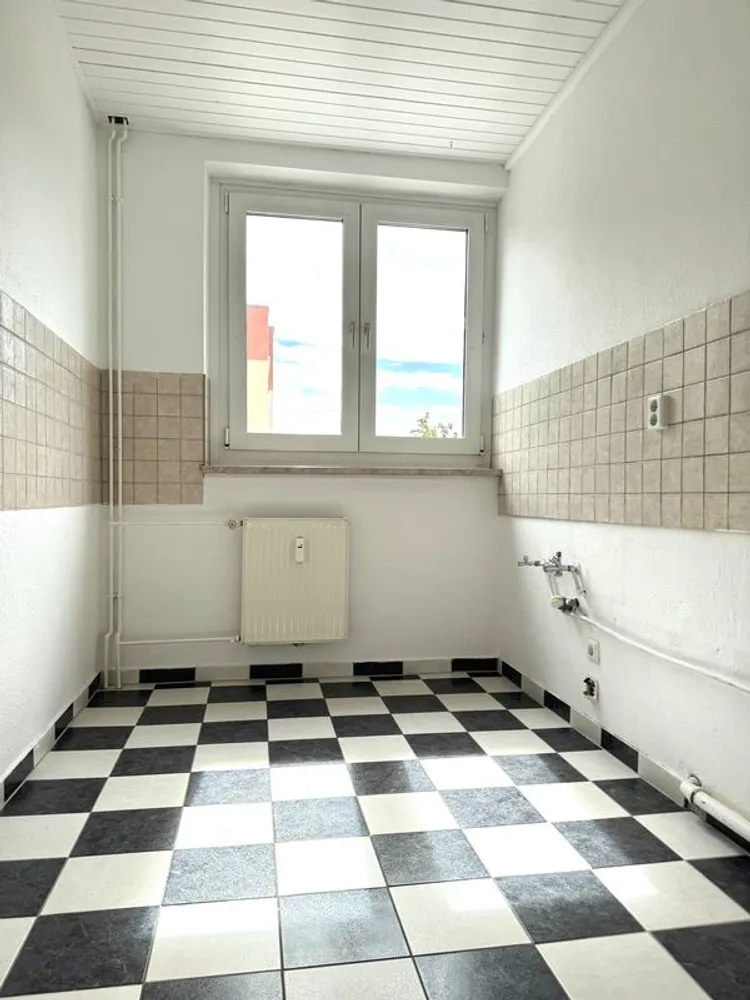 3 Zimmer Wohnung mit 66 m² in Köthen – Bild 2