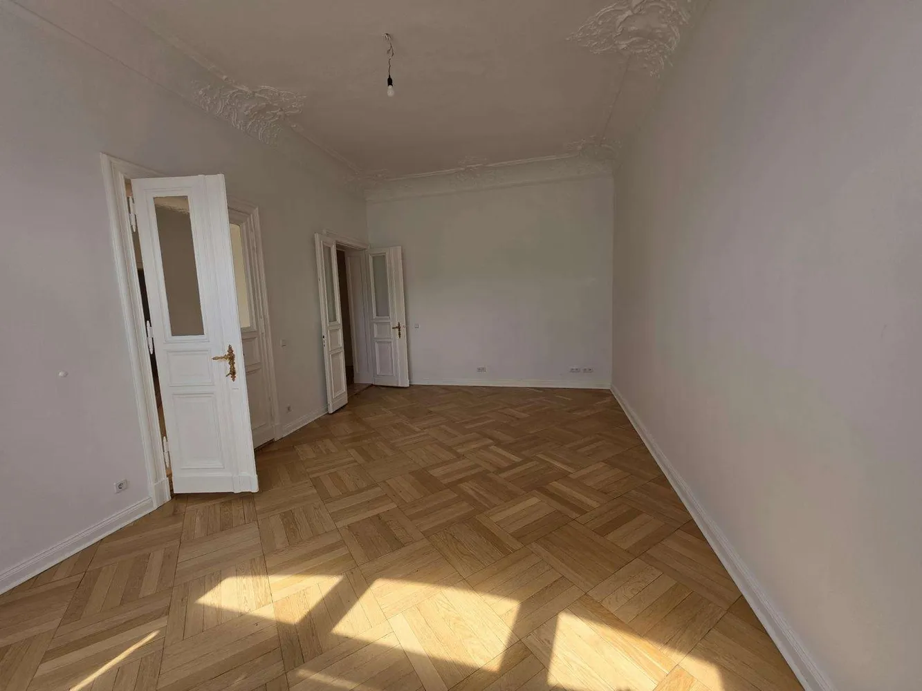 4 Zimmer Wohnung mit 152 m² in Berlin – Bild 5