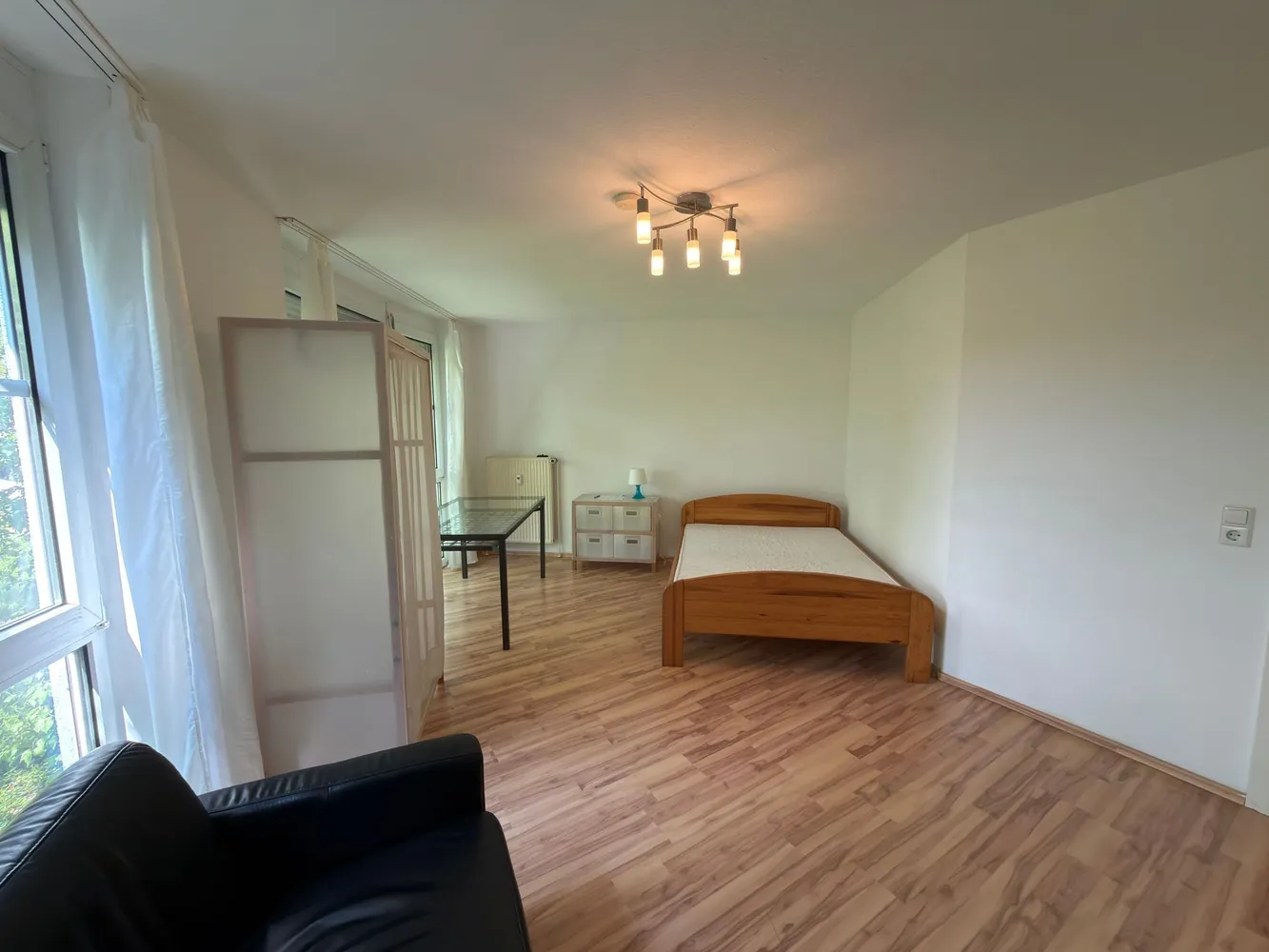 1 Zimmer Wohnung mit 28 m² in Hannover – Bild 1