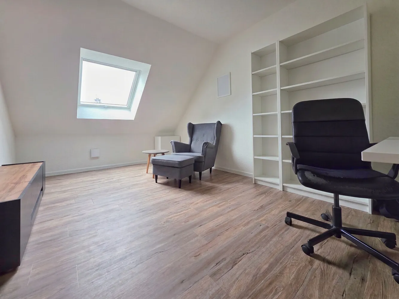 4 Zimmer Wohnung mit 98 m² in Oldenburg – Bild 9