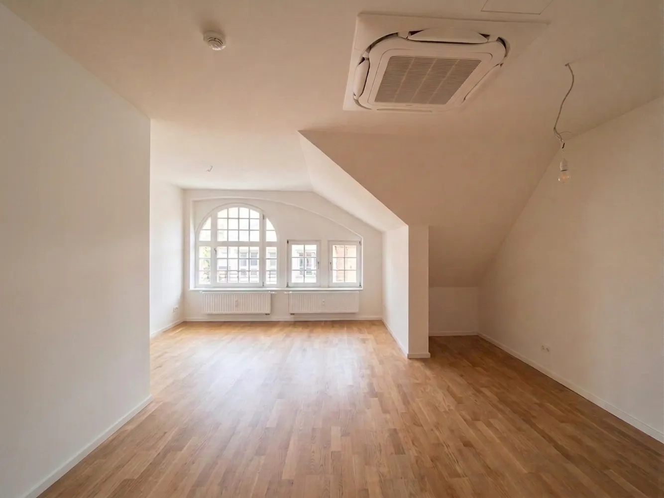 5 Zimmer Wohnung mit 181 m² in Leipzig – Bild 7