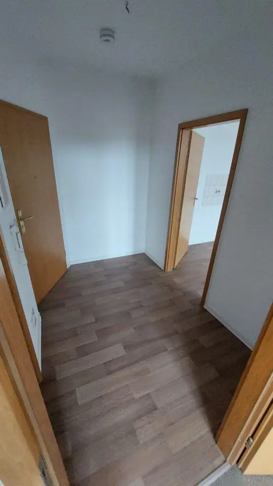 2 Zimmer Wohnung mit 48 m² in Crimmitschau – Bild 8