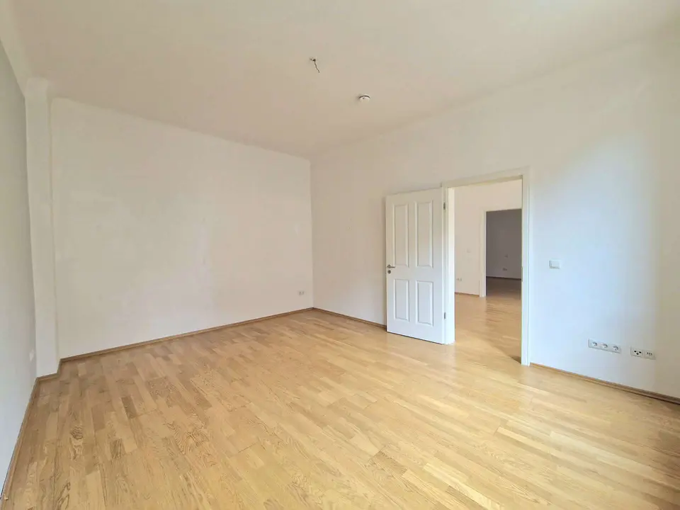 4 Zimmer Wohnung mit 121 m² in Stuttgart – Bild 3