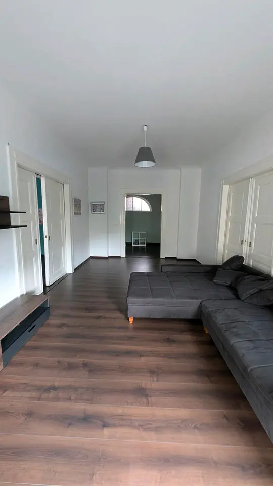 3 Zimmer Wohnung mit 120 m² in Hof – Bild 1
