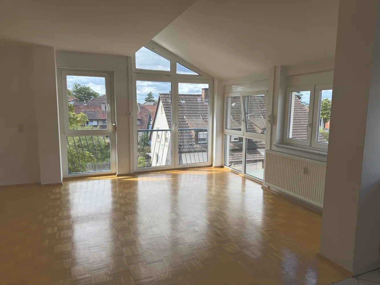 5 Zimmer Wohnung mit 124 m² in Karlsruhe – Bild 1