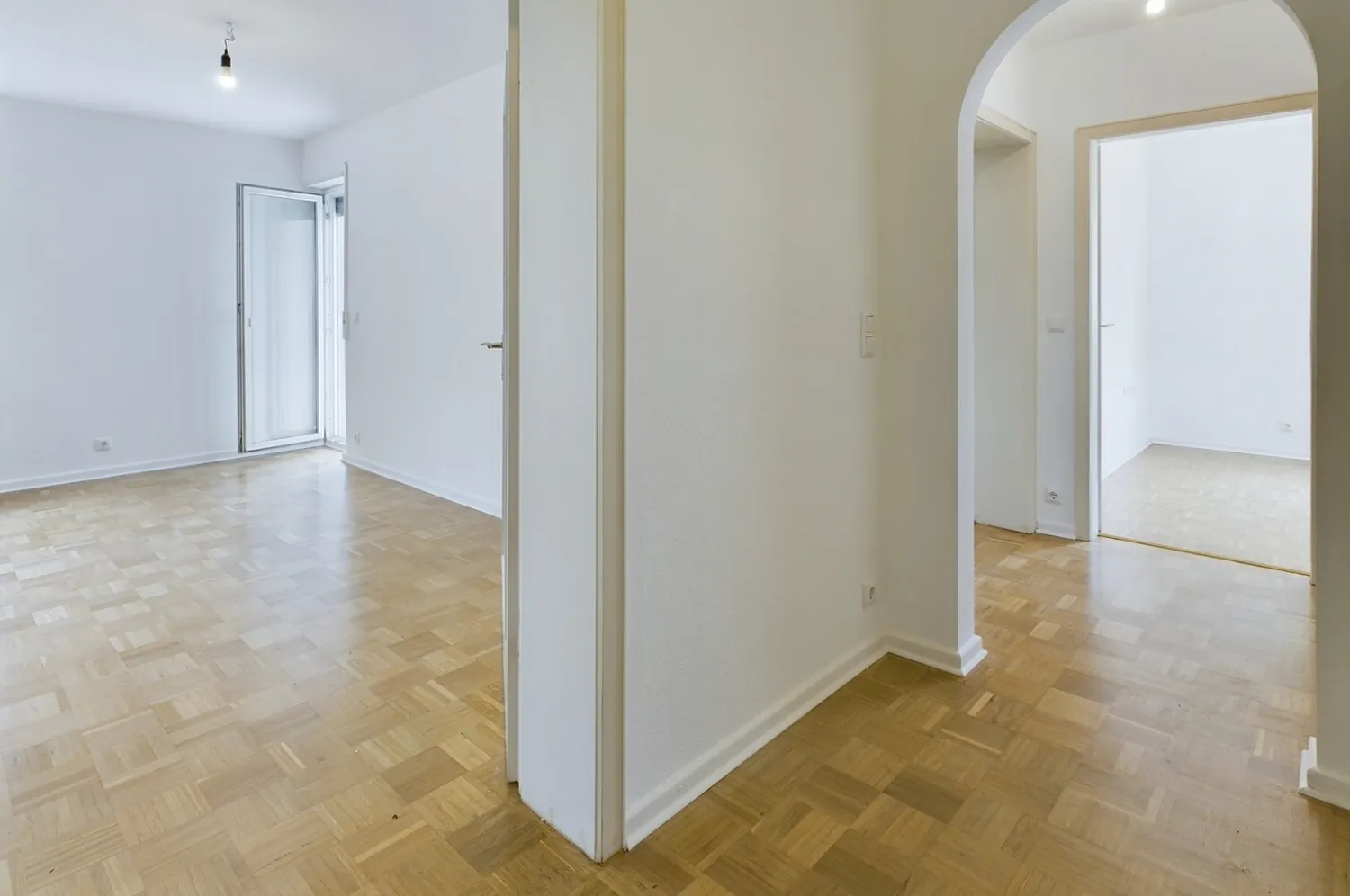 3 room apartment with 90 m² in Wiesbaden – Photo 1