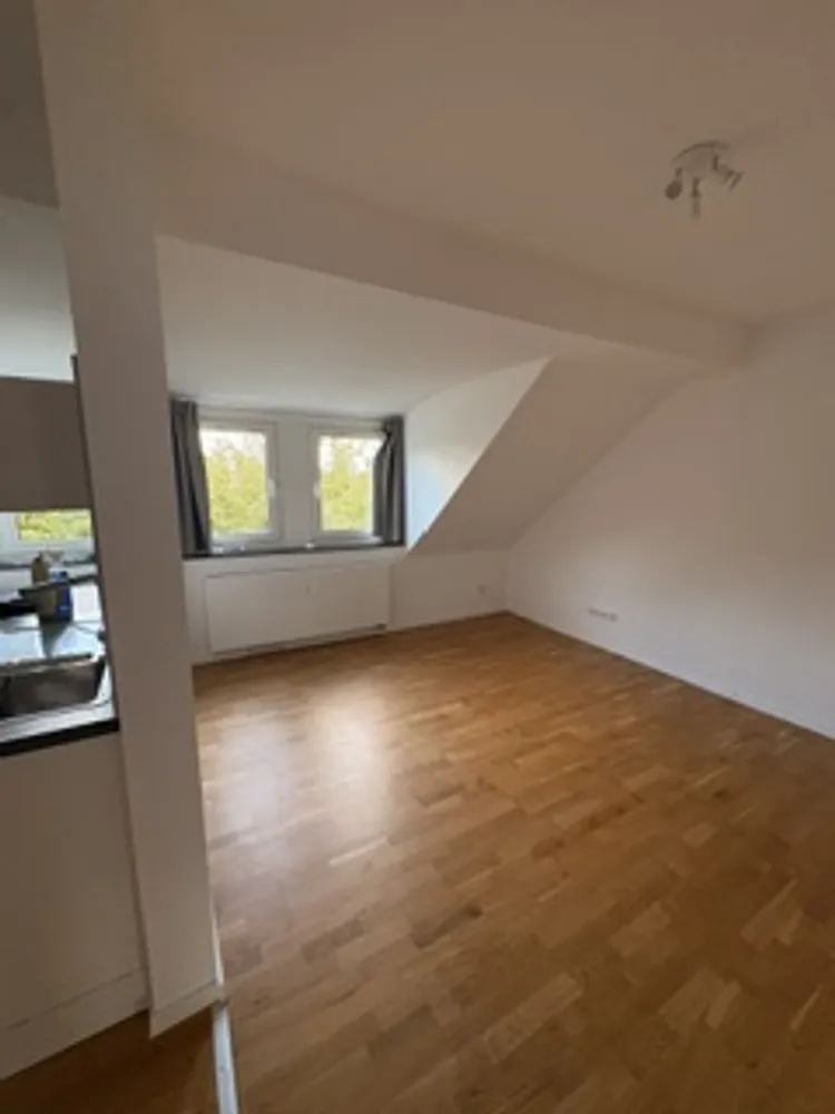 3 Zimmer Wohnung mit 70 m² in Düsseldorf – Bild 3