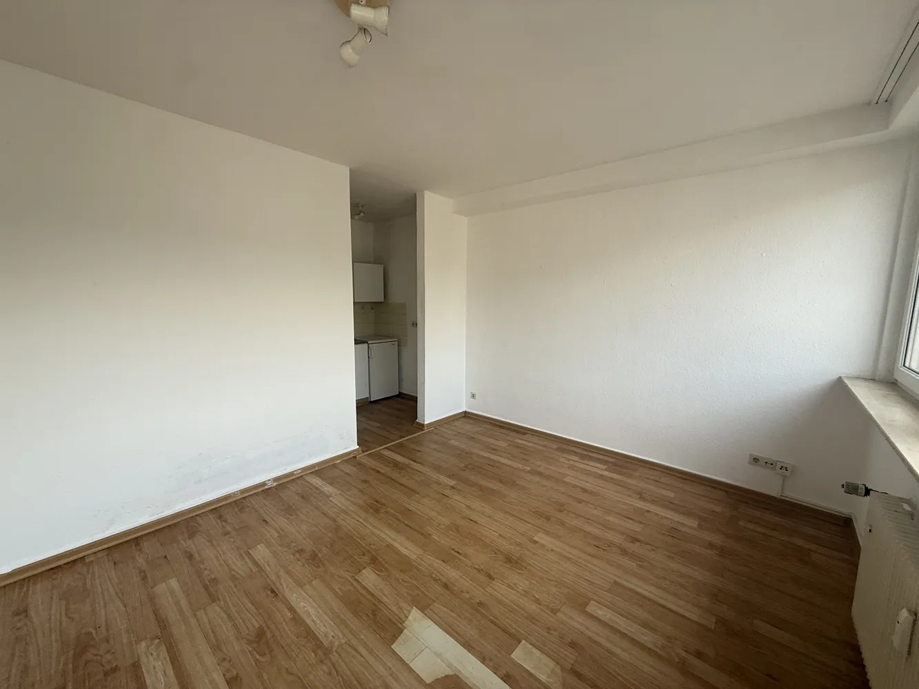 1 Zimmer Wohnung mit 25 m² in Frankfurt am Main – Bild 2