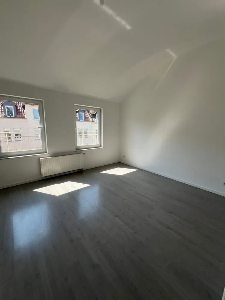 4 Zimmer Wohnung mit 109 m² in Hannover – Bild 8
