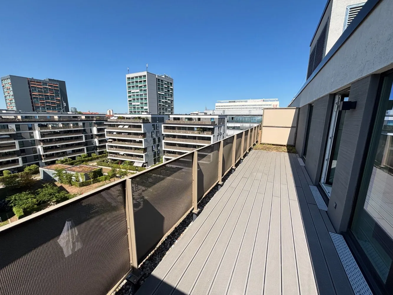 4 Zimmer Wohnung mit 110 m² in Dresden – Bild 2