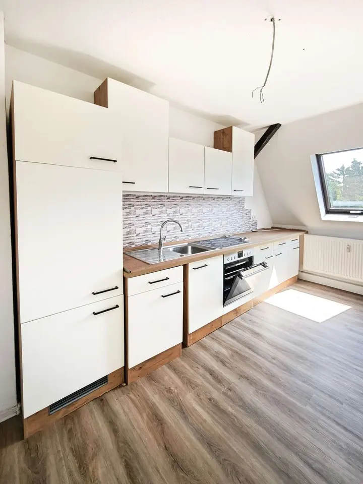 4 Zimmer Wohnung mit 100 m² in Zwickau – Bild 1