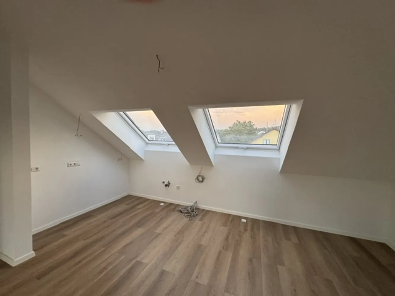 4 Zimmer Wohnung mit 70 m² in Karlsruhe – Bild 2
