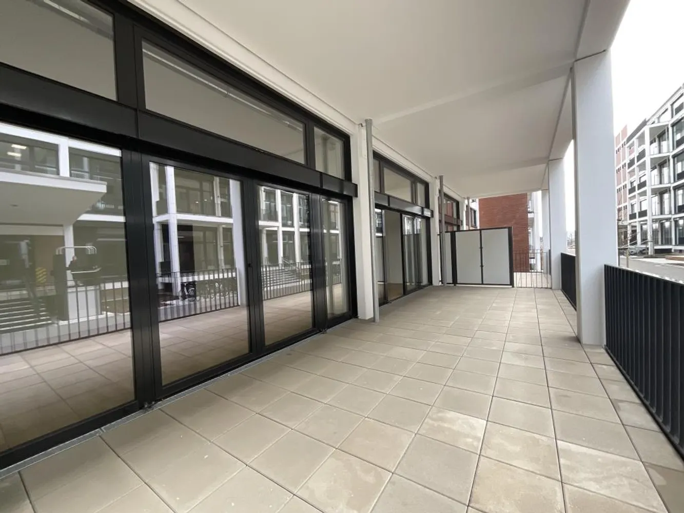 2 room apartment with 130 m² in Bremen – Photo 10