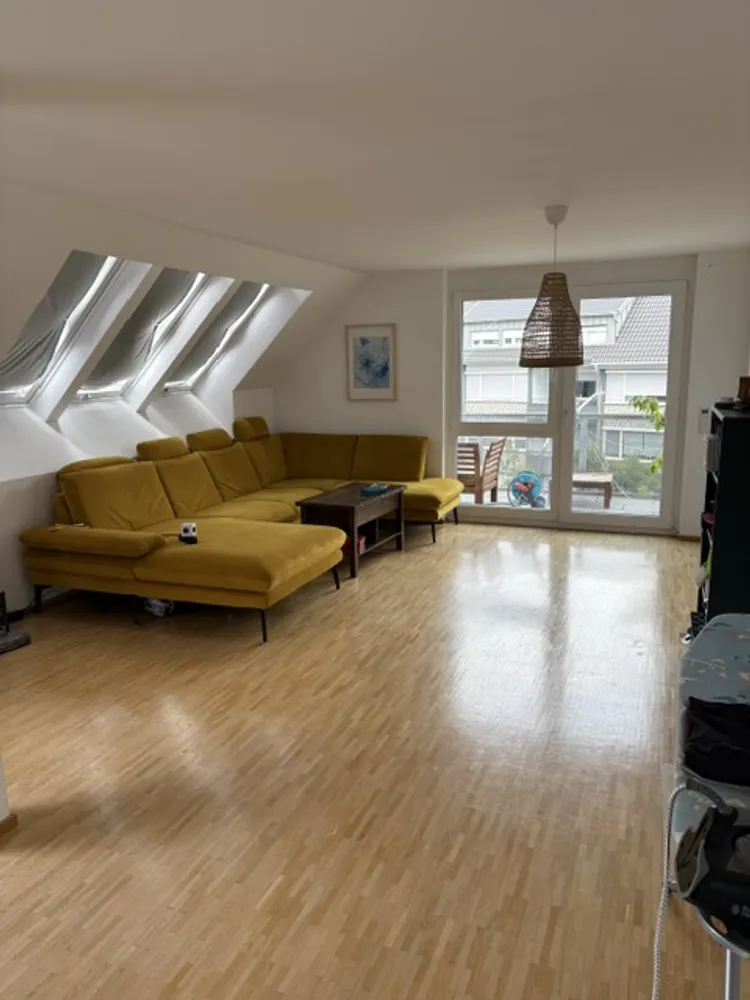 4 Zimmer Wohnung mit 137 m² in Stuttgart – Bild 1