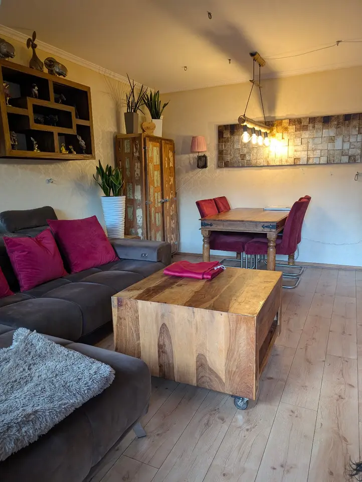WG-Zimmer mit 75 m² in Saarbrücken – Bild 2