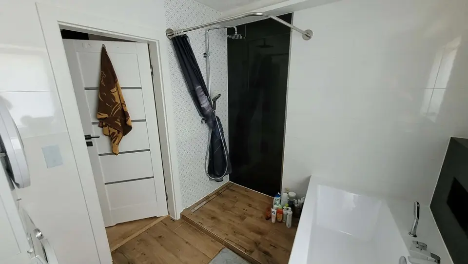 3 room apartment with 98 m² in Neubrandenburg – Photo 9