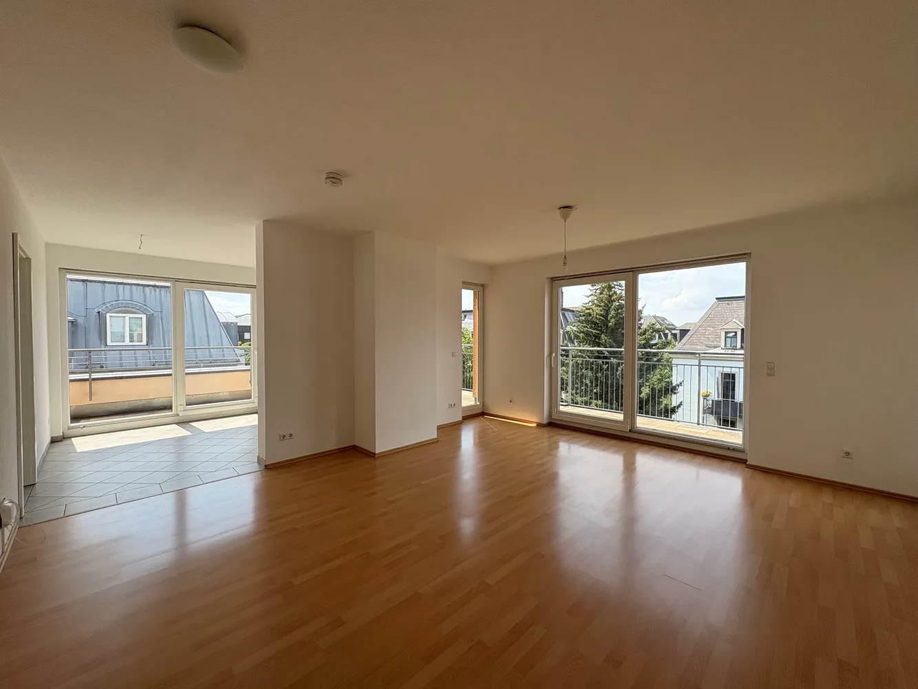 2 Zimmer Wohnung mit 71 m² in Dresden – Bild 6