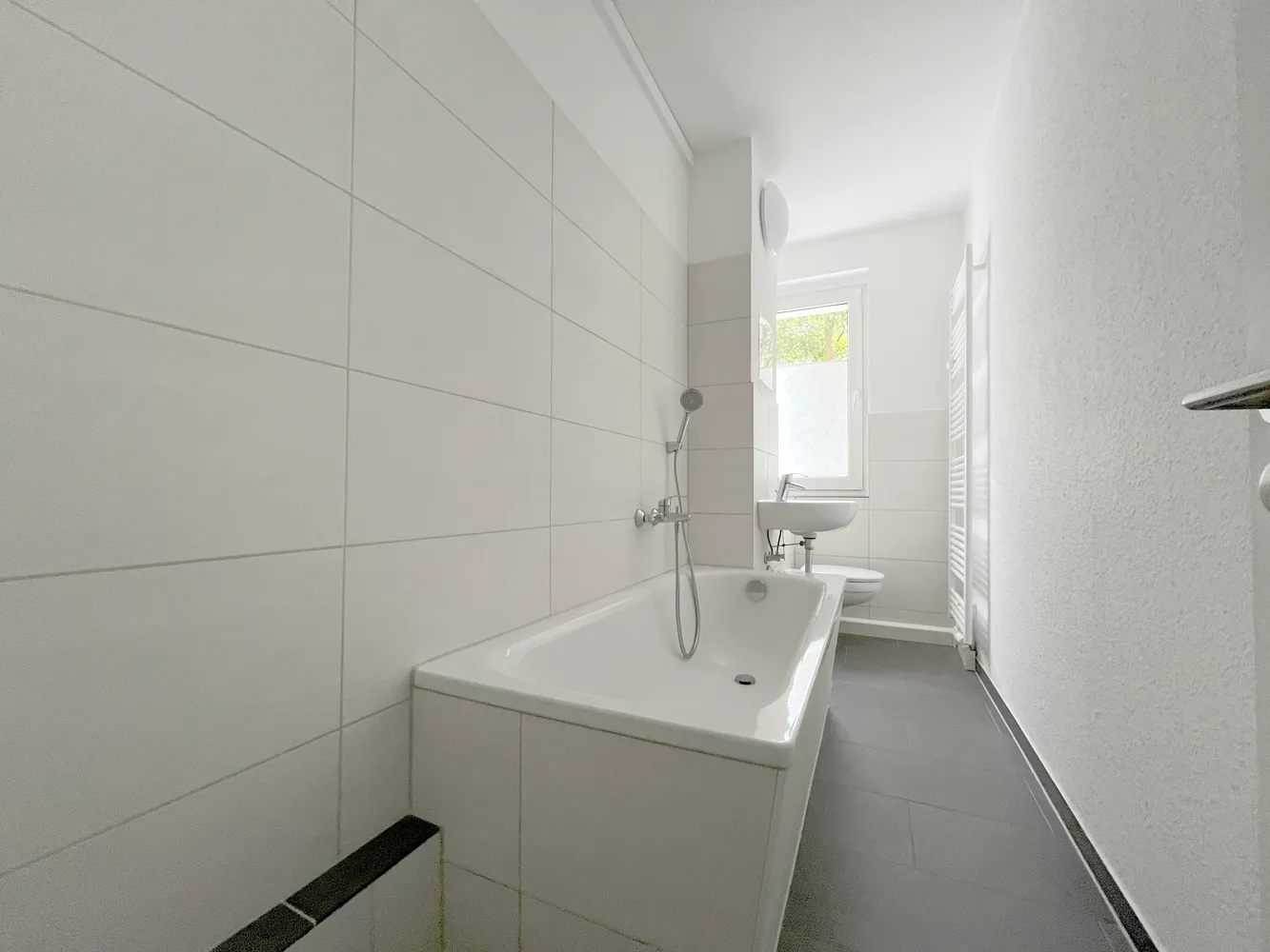 4 Zimmer Wohnung mit 80 m² in Zwickau – Bild 2