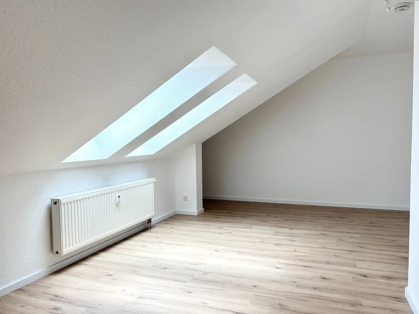 3 room apartment with 99 m² in Chemnitz – Photo 3