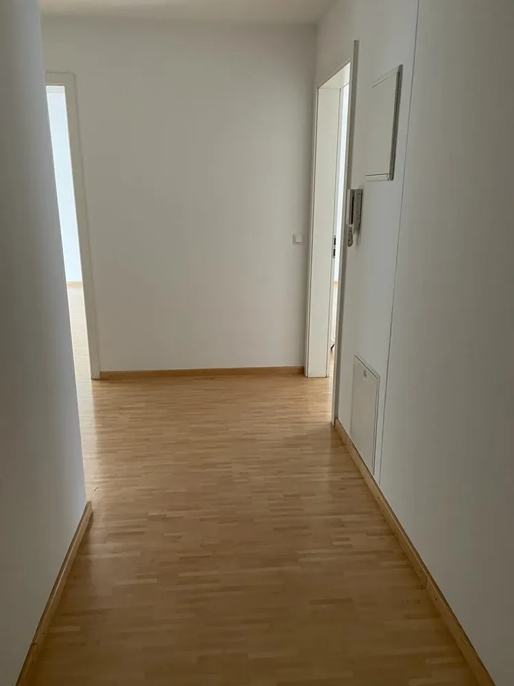 2 Zimmer Wohnung mit 76 m² in München – Bild 6