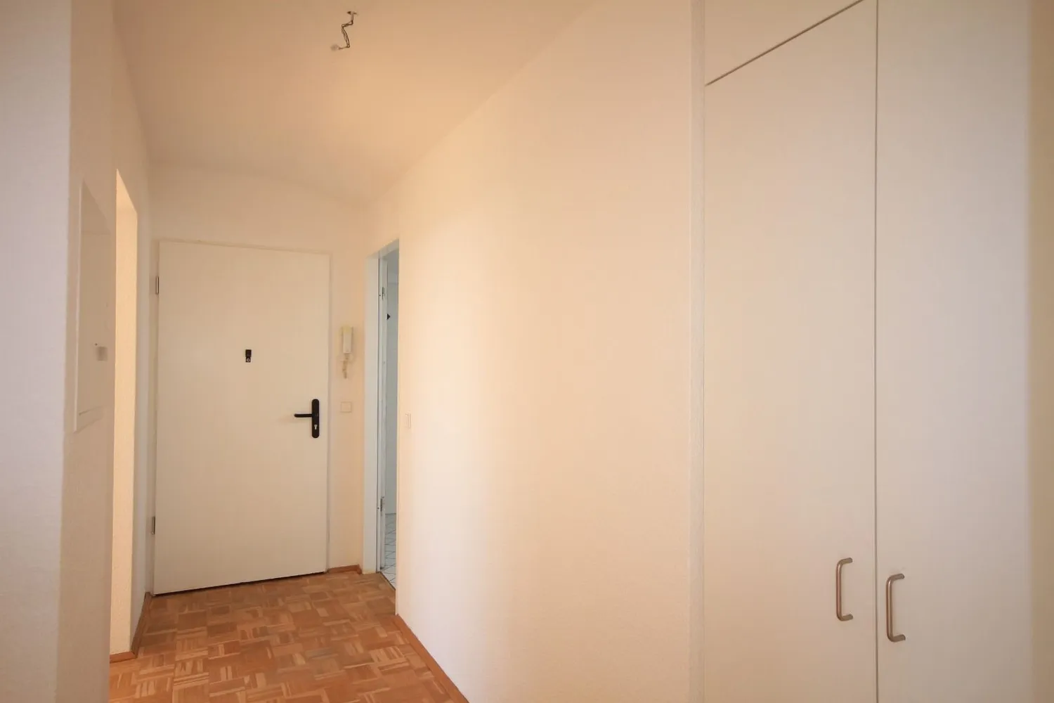 2 Zimmer Wohnung mit 77 m² in Berlin – Bild 3