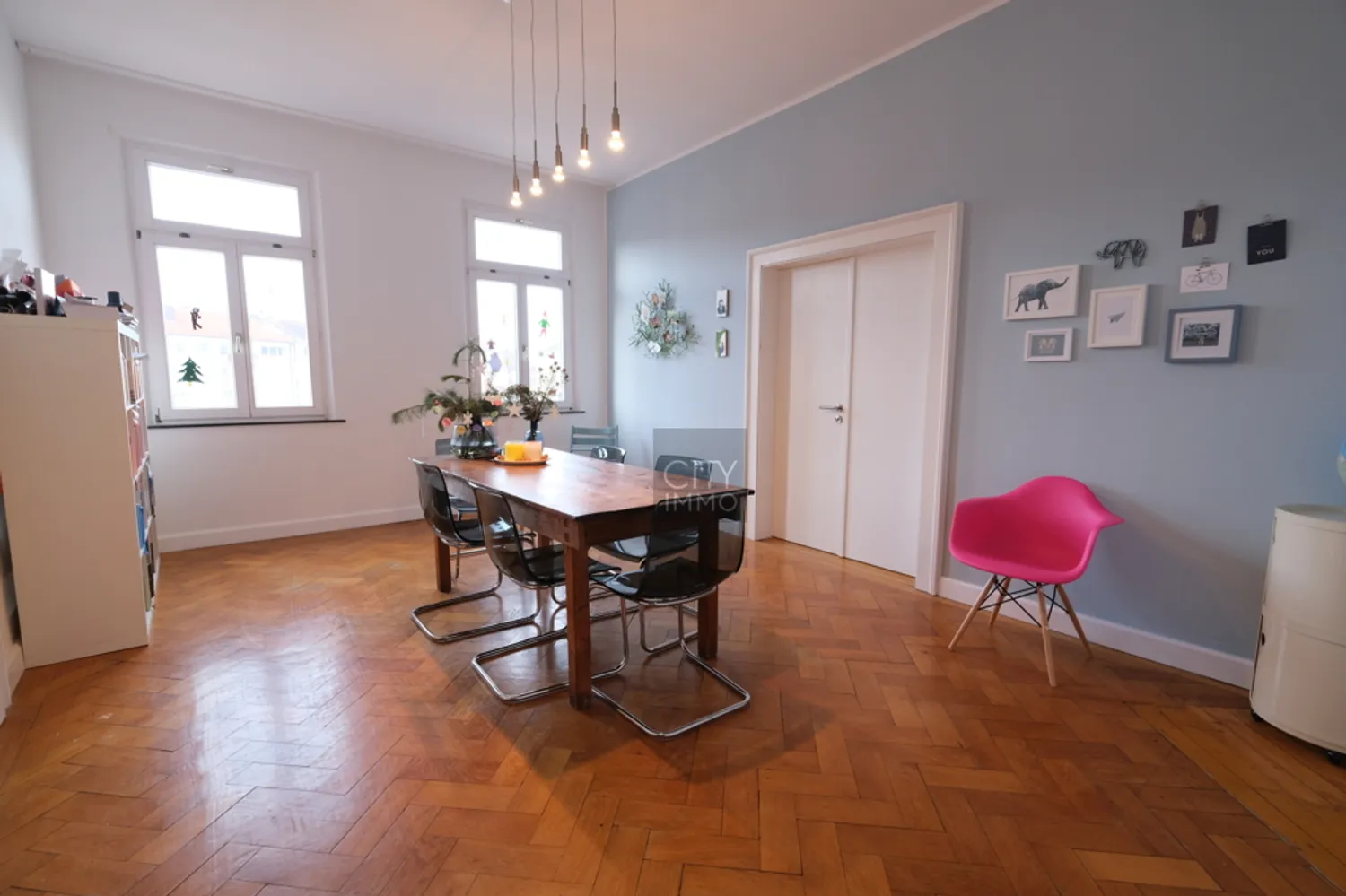6 Zimmer Wohnung mit 196 m² in Nürnberg – Bild 2