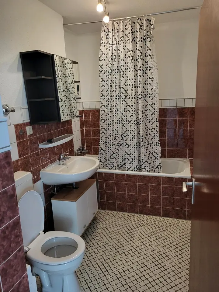 2 Zimmer Wohnung mit 60 m² in Moers – Bild 5