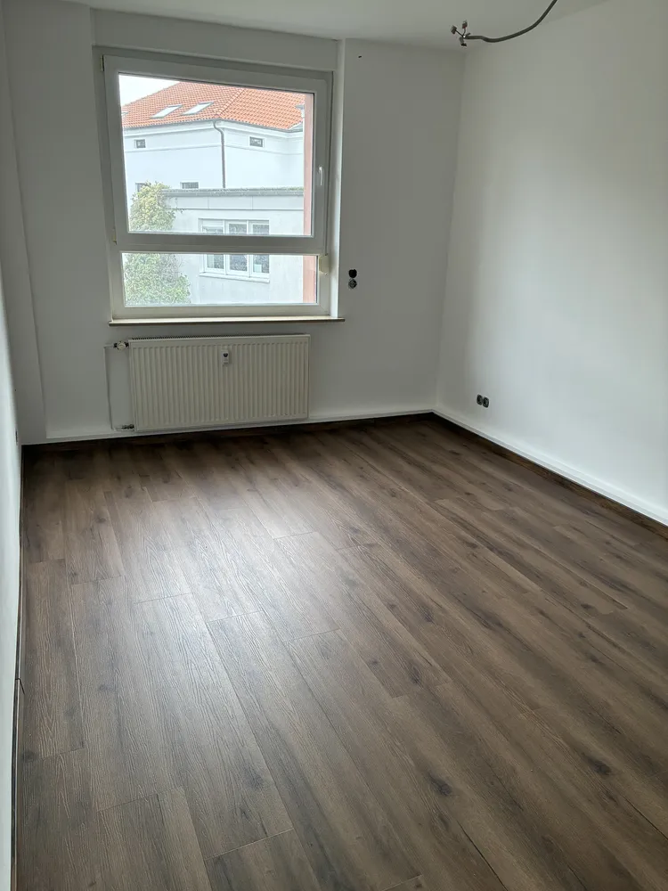 2 Zimmer Wohnung mit 80 m² in Mülheim an der Ruhr – Bild 2
