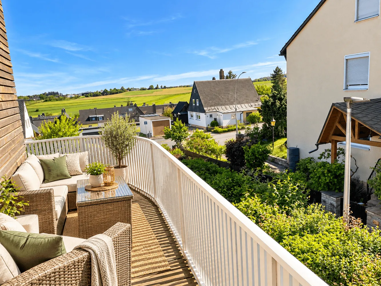 4 Zimmer Wohnung mit 90 m² in Hof – Bild 2