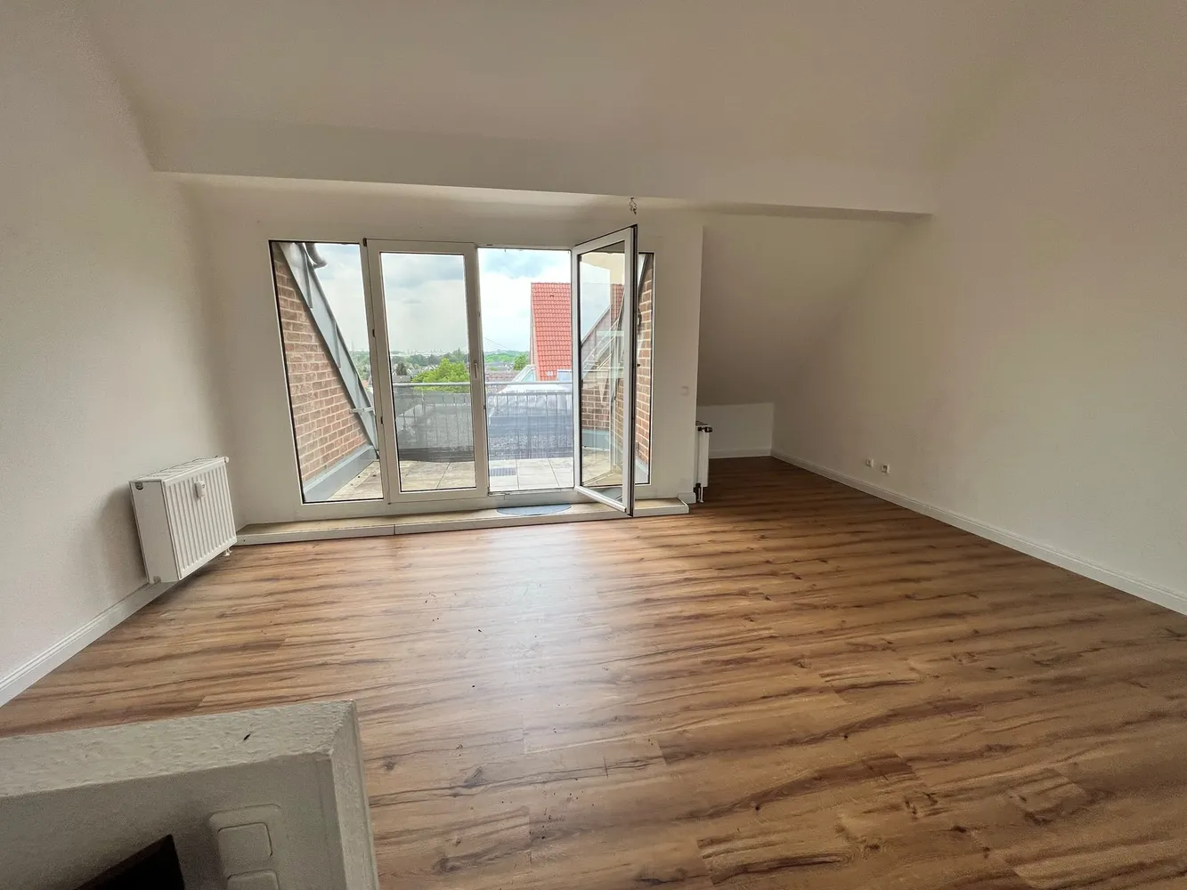 3 Zimmer Wohnung mit 96 m² in Düsseldorf – Bild 1