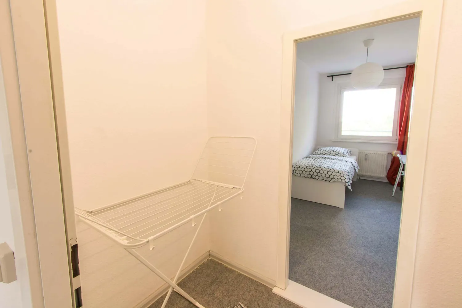 Shared room with 14 m² in Berlin – Photo 2