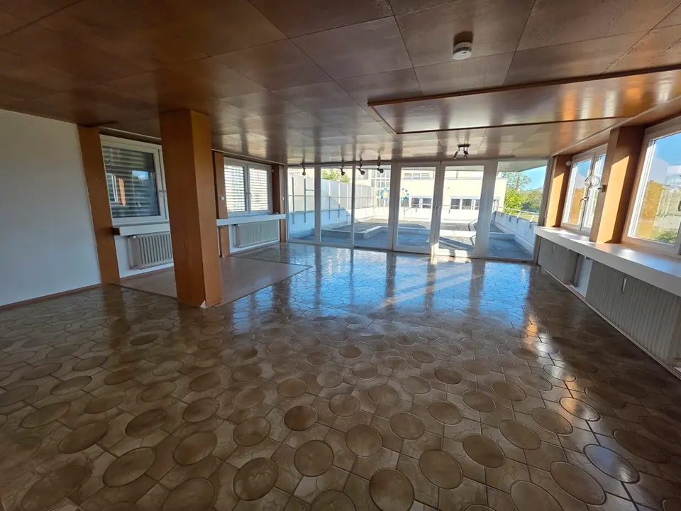 3 Zimmer Wohnung mit 169 m² in Kassel – Bild 2
