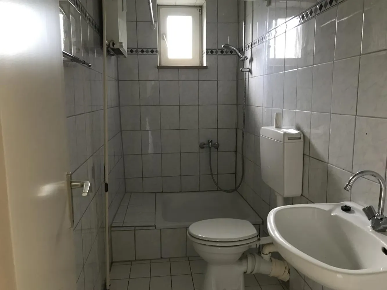 2 Zimmer Wohnung mit 34 m² in Duisburg – Bild 6