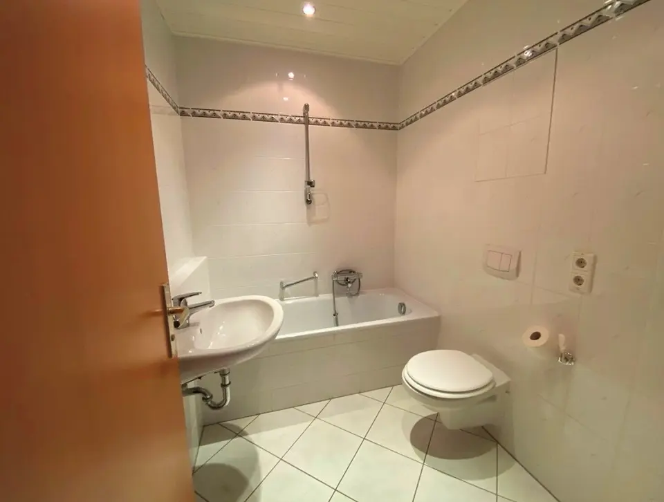 2 Zimmer Wohnung mit 54 m² in Suhl – Bild 6