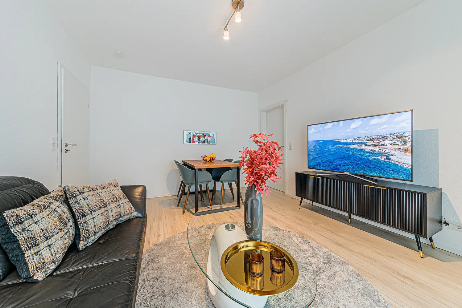 3 Zimmer Wohnung mit 67 m² in Frankfurt am Main – Bild 2