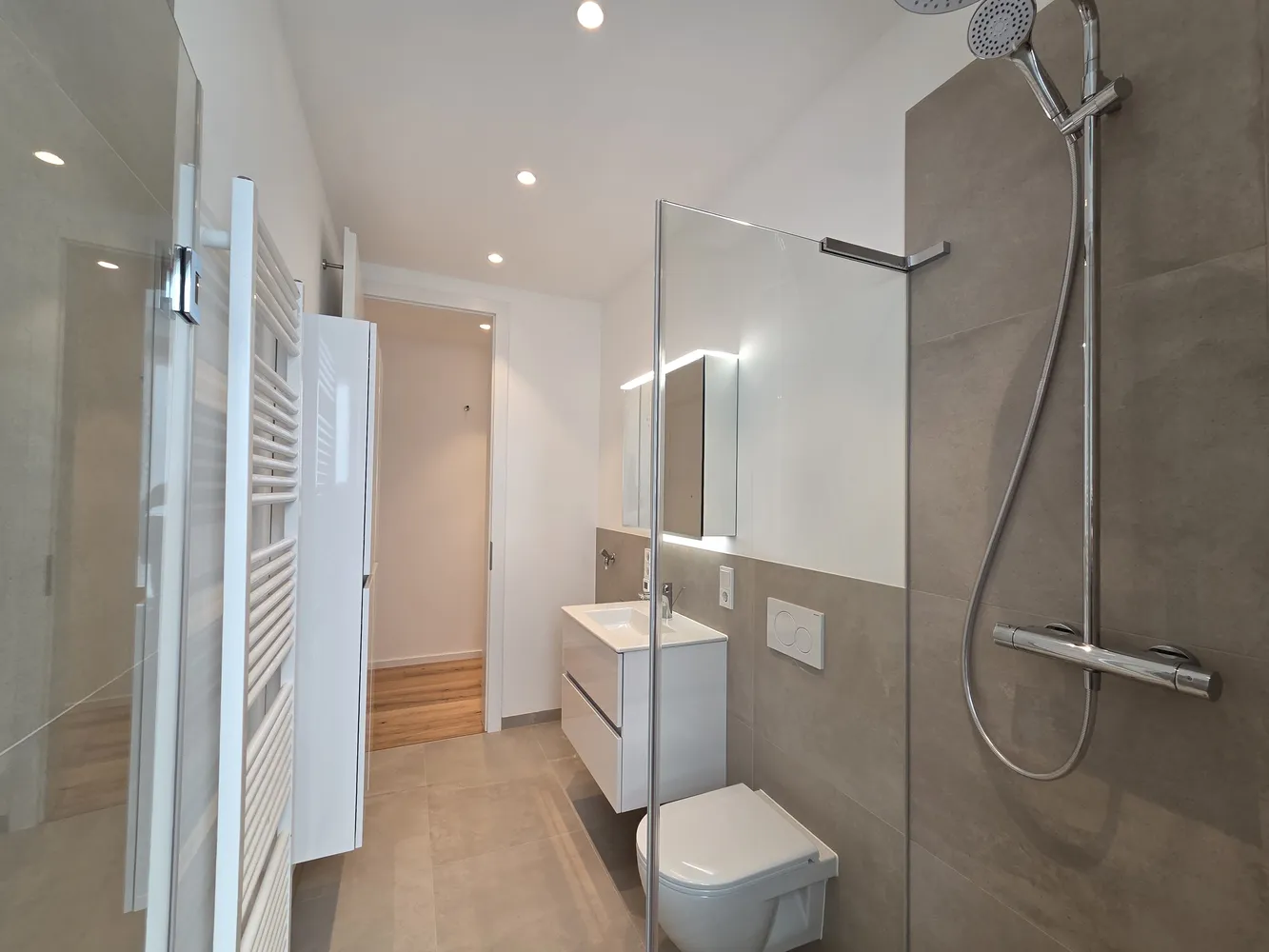 2 Zimmer Wohnung mit 56 m² in Frankfurt am Main – Bild 2
