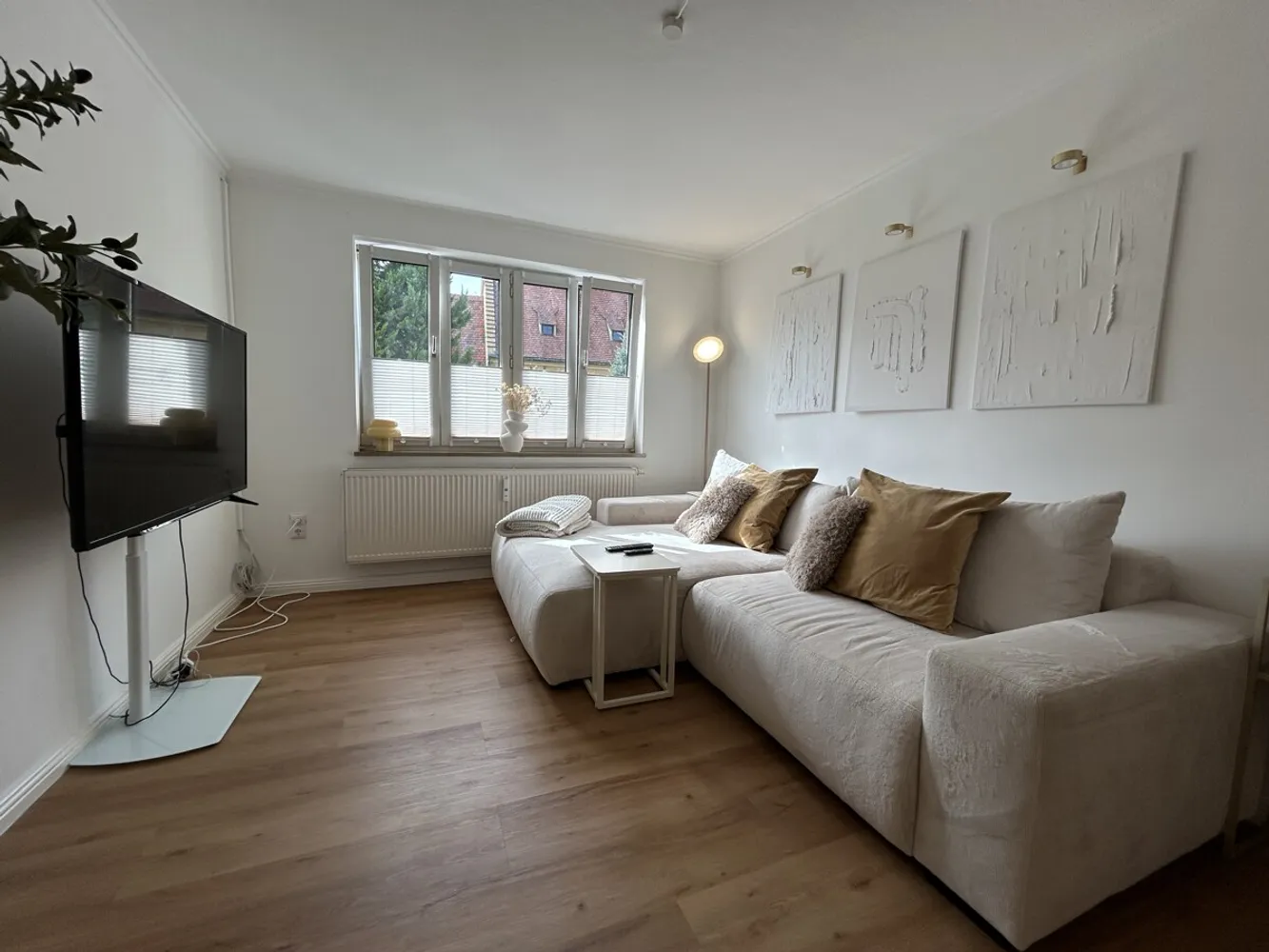 2 Zimmer Wohnung mit 57 m² in Augsburg – Bild 2