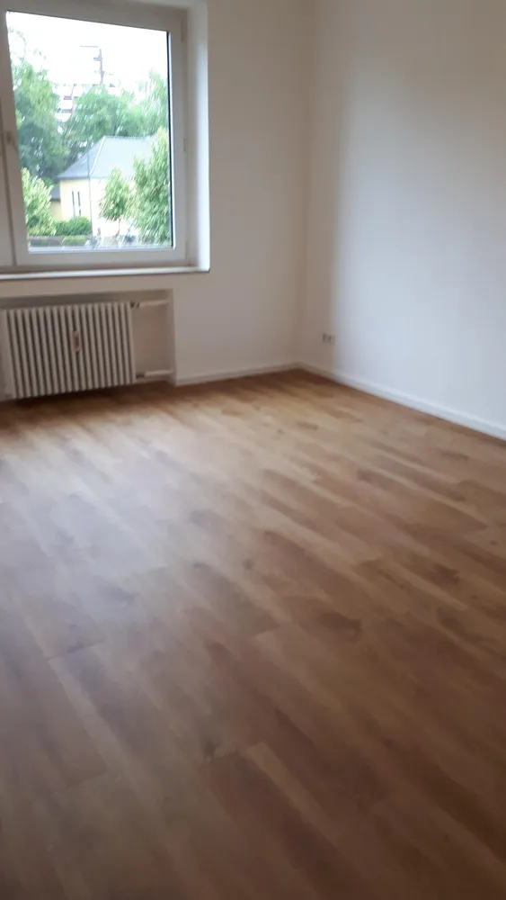 2 Zimmer Wohnung mit 90 m² in Düsseldorf – Bild 12