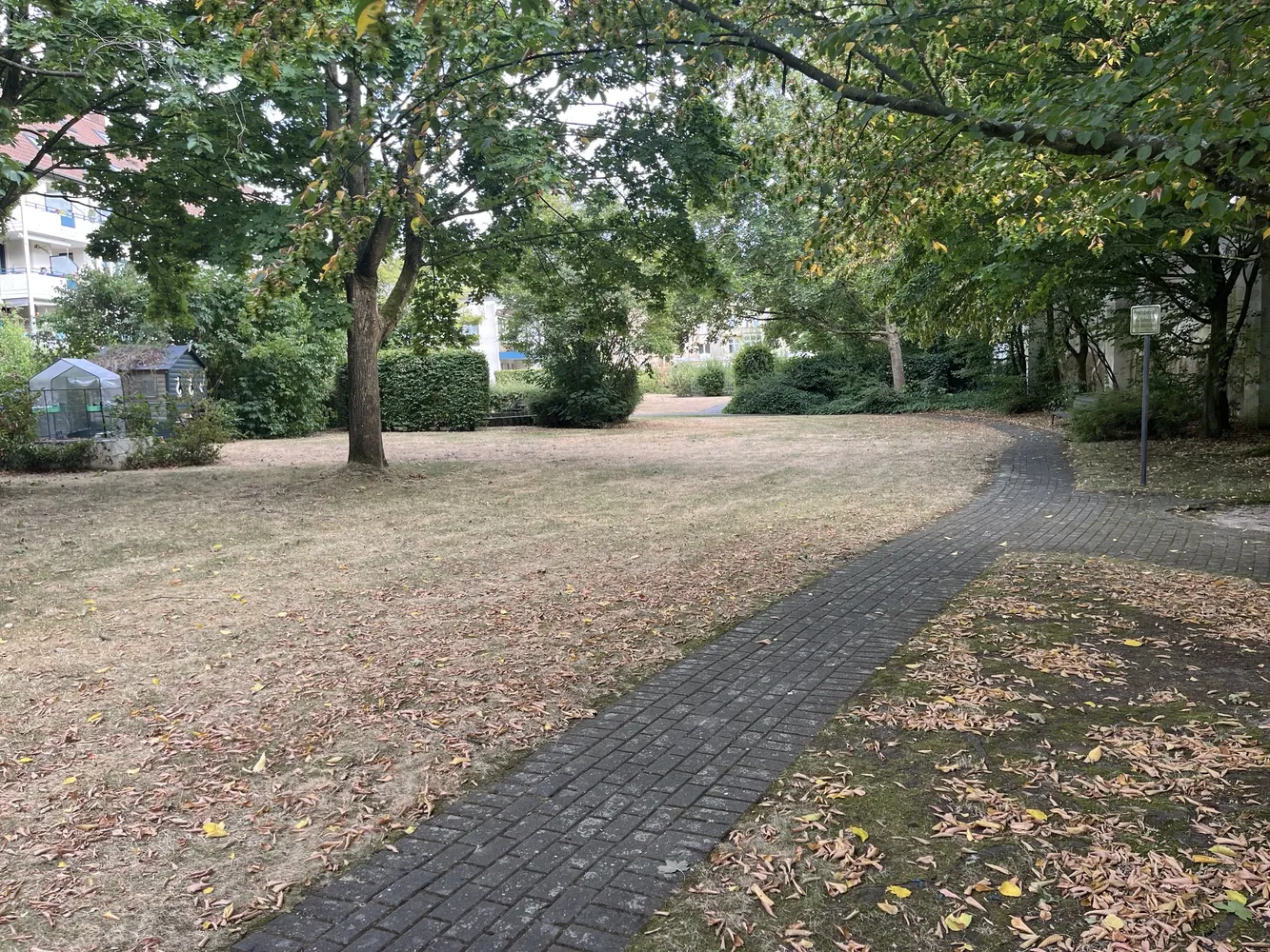 2 Zimmer Wohnung mit 66 m² in Krefeld – Bild 11